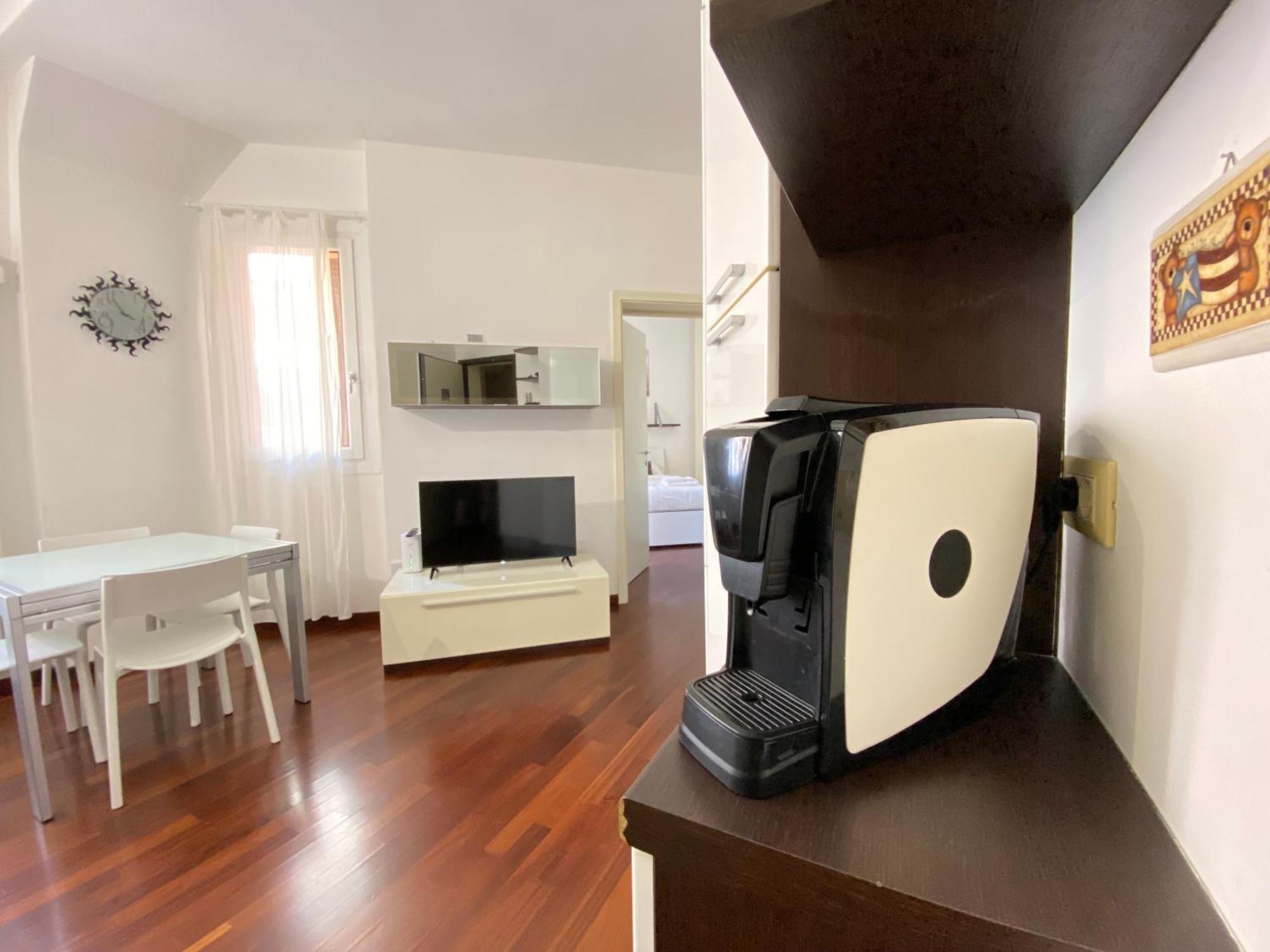 Avantgard Rooms Western Station Bolonha Exterior foto