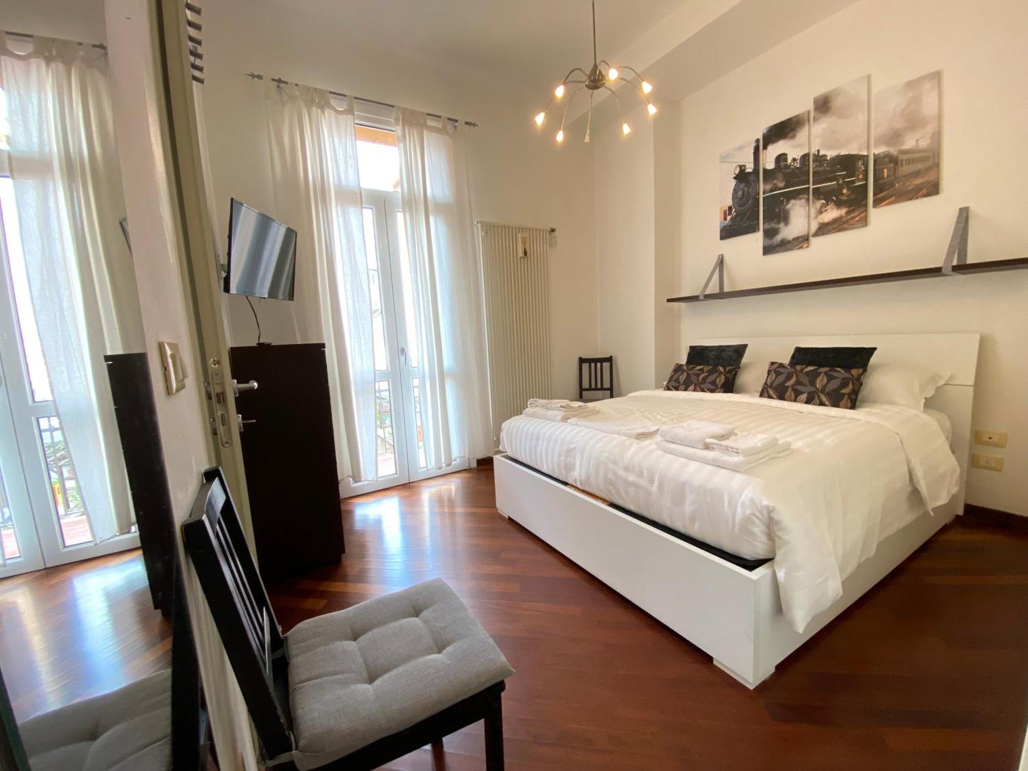 Avantgard Rooms Western Station Bolonha Exterior foto