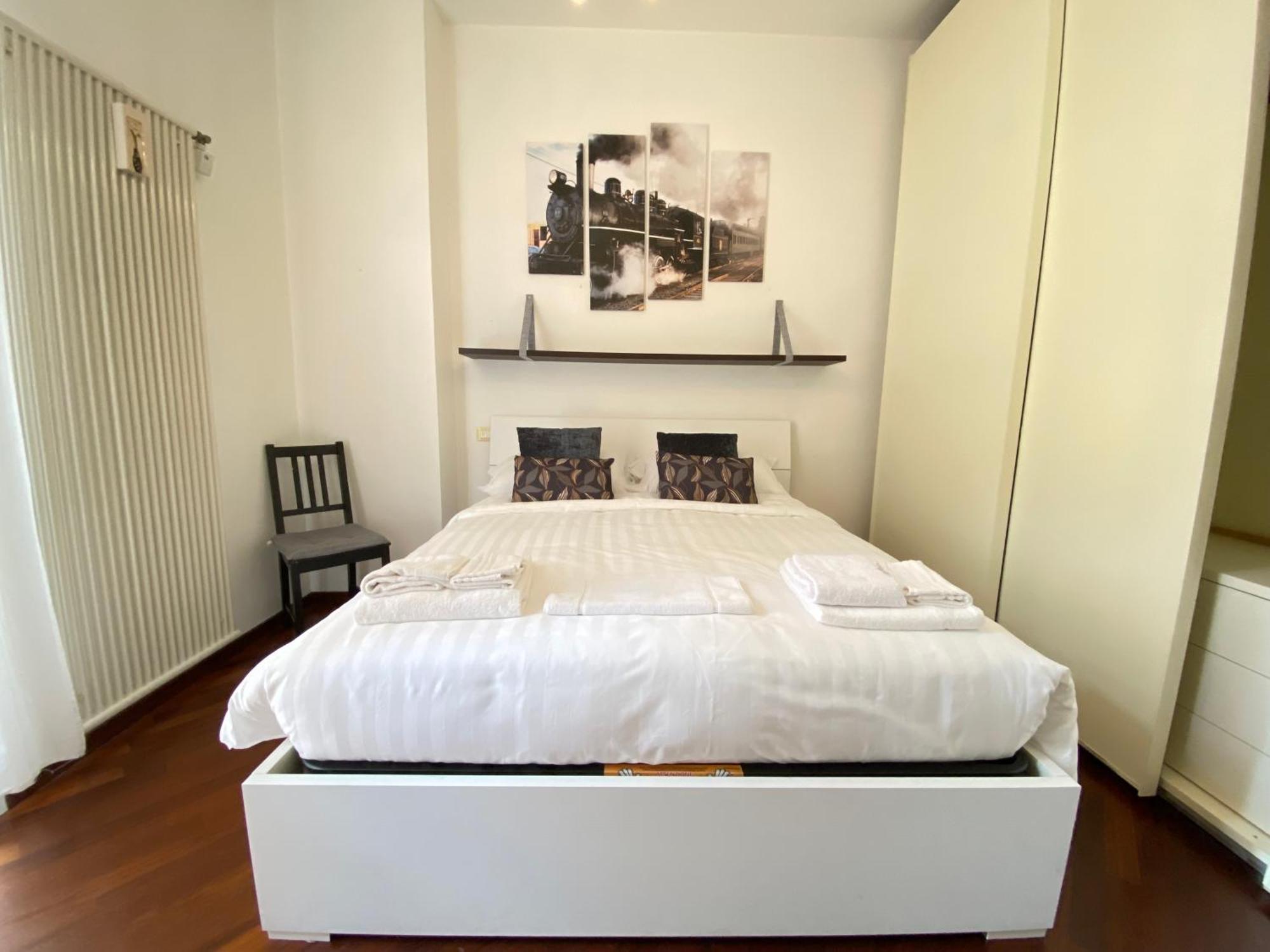 Avantgard Rooms Western Station Bolonha Exterior foto